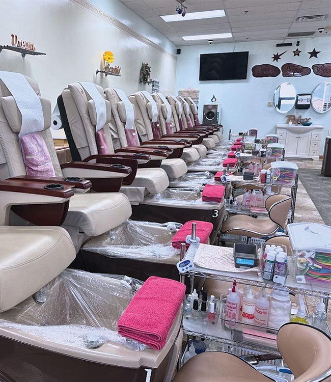 Star Nails in Savoy IL 61874 About Us